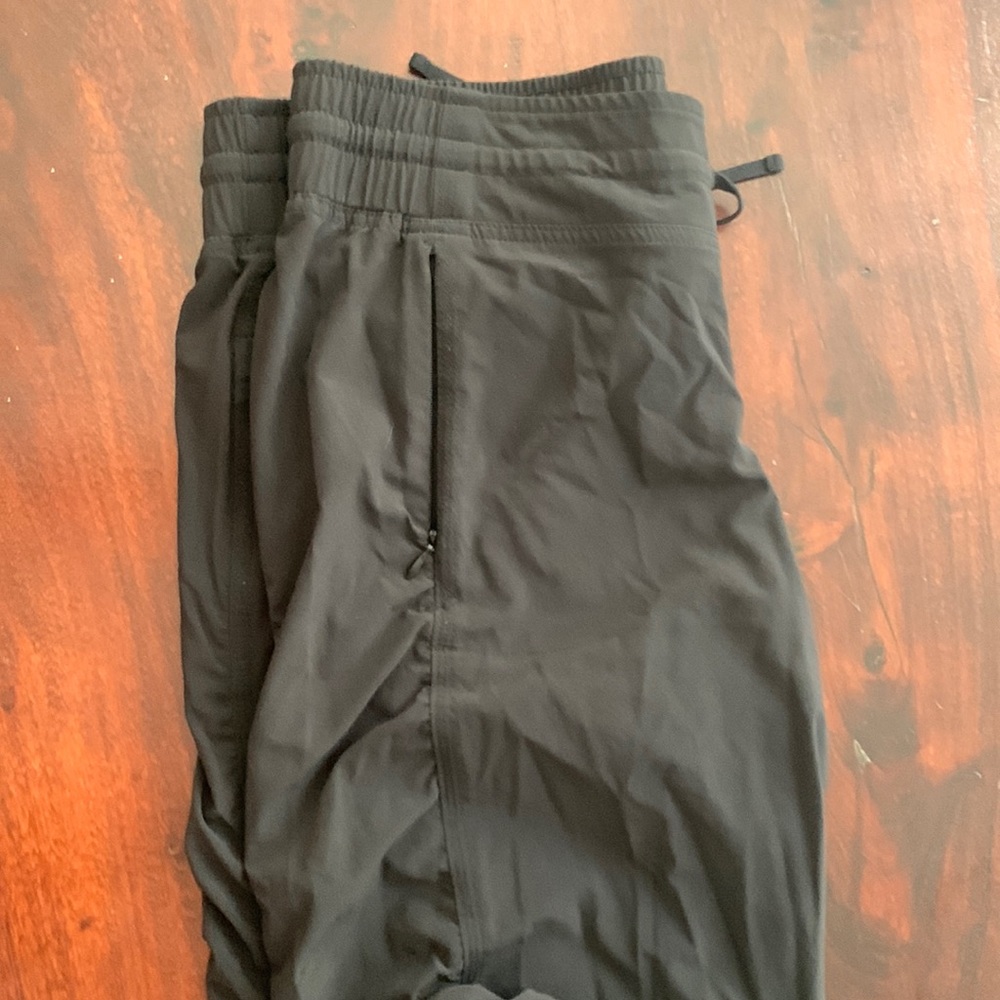 Athleta studio pants.   Size 6. Worn a handful of times